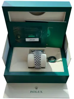 BEZEL WATCH 126300