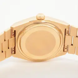QUARTZ DAY-DATE 19018