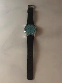 VINTAGE HAND WIND