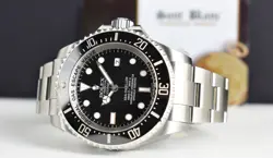 BLACK DIAL W/