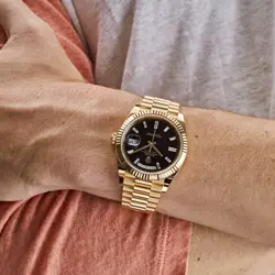 ROLEX DAY-DATE 228238