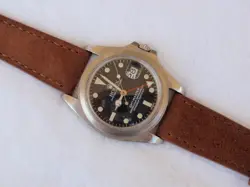 1972 GMT 1675
