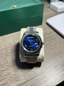 DAY-DATE BLUE