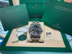 ROLEX OYSTER PERPETUAL 41MM 124300 FULL SET 2025 UNWORN