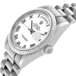 WATCH 118239