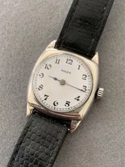 HAND-WOUND PORCELAIN DIAL
