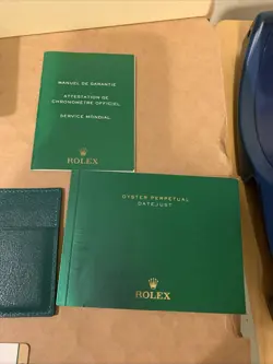 WATCH W/ CARD