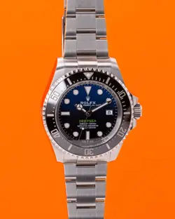 44MM 136660 JAMES