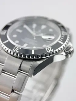 Rolex Submariner Date Stainless Steel Black Dial 40mm Auto. Men’s Watch 16610T