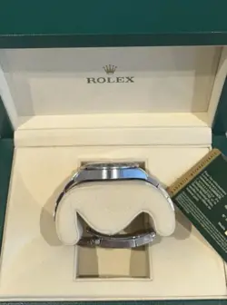 II WHITE MEN'S