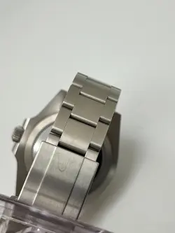 DATE 126610LV 'STARBUCKS
