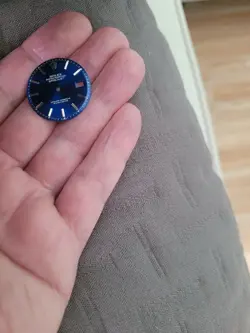 GLOSSY BLUE