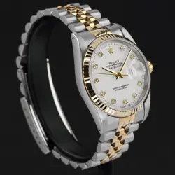 TWO-TONE WHITE DIAL
