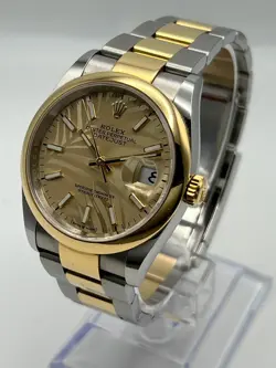 TWO-TONED YELLOW GOLD