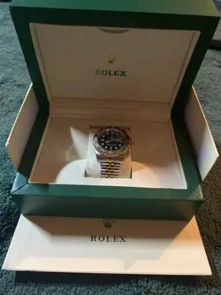 OYSTER SUBMARINER WITH