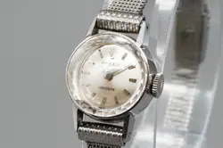 WINDING WOMAN'S WATCH