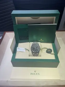 DATEJUST ON JUBILEE