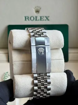 2025 Rolex Datejust 41 “White Roman” Jubilee COMPLETE SET 126334