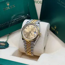 36 CHAMPAGNE DIAMOND