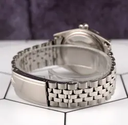 Rolex 36mm Datejust Mens Steel Smooth Folded Jubilee Silver Dial Watch 1600