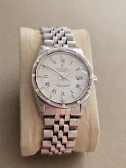 DATE WATCH 15010