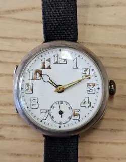 TRENCH WATCH C.1915