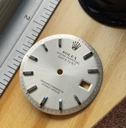 SILVER DIAL PIE-PAN