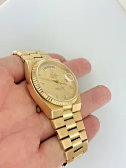 DIAL WATCH 19018