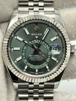 336934 UNWORN 2023