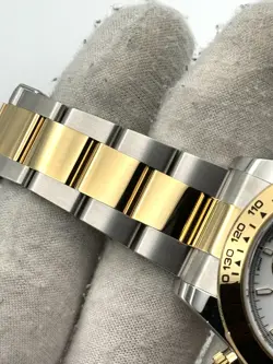 WHITE DIAL TWO