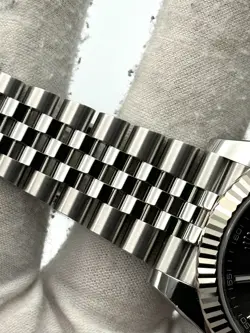 FLUTED BEZEL RHODIUM