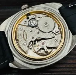 WHITE VINTAGE