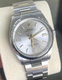 DIAL REF. 126000