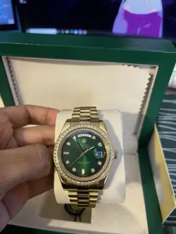 DIAMOND BEZEL-GREEN OMBRE