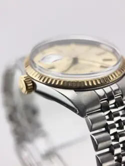 WATCH 16013 W/