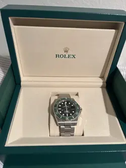 SUBMARINER DATE NEW