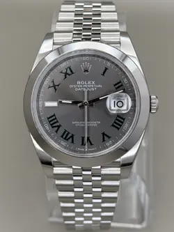 UNWORN 41MM