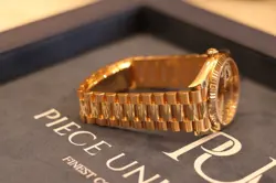 Rolex Day-Date 40 228238 18k Yellow Gold Champagne Roman Dial Complete Set