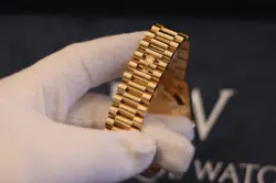 Rolex Day-Date 40 228238 18k Yellow Gold Champagne Roman Dial Complete Set