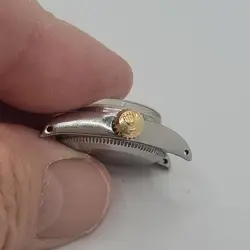 NO BEZEL