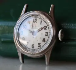 WRISTWATCH SWISS