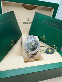Rolex Day-Date 40 NEW 2025 Olive Green Roman Dial Fluted Platinum President