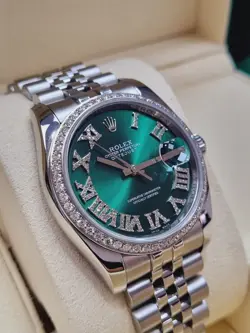 DIAMOND BEZEL 2010