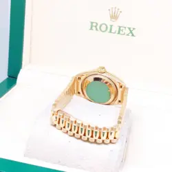 GOLD CHAMPAGNE DIAMONDS