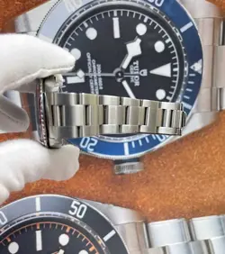 Rolex GMT Master Pepsi 1675 Box and Papers 1972