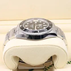 BLACK DIAL 2022