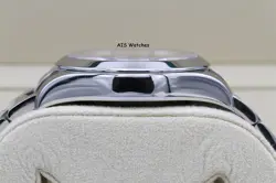 WHITE DIAL SERIAL