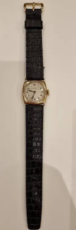 1924 Rolex 9ct Gold Cushion 15 jewels Wrist Watch 25x25mm case