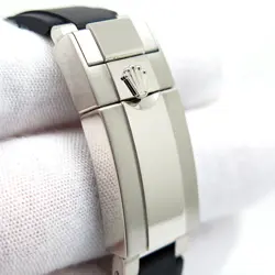 WHITE GOLD WITH