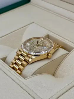 PAVED DIAL